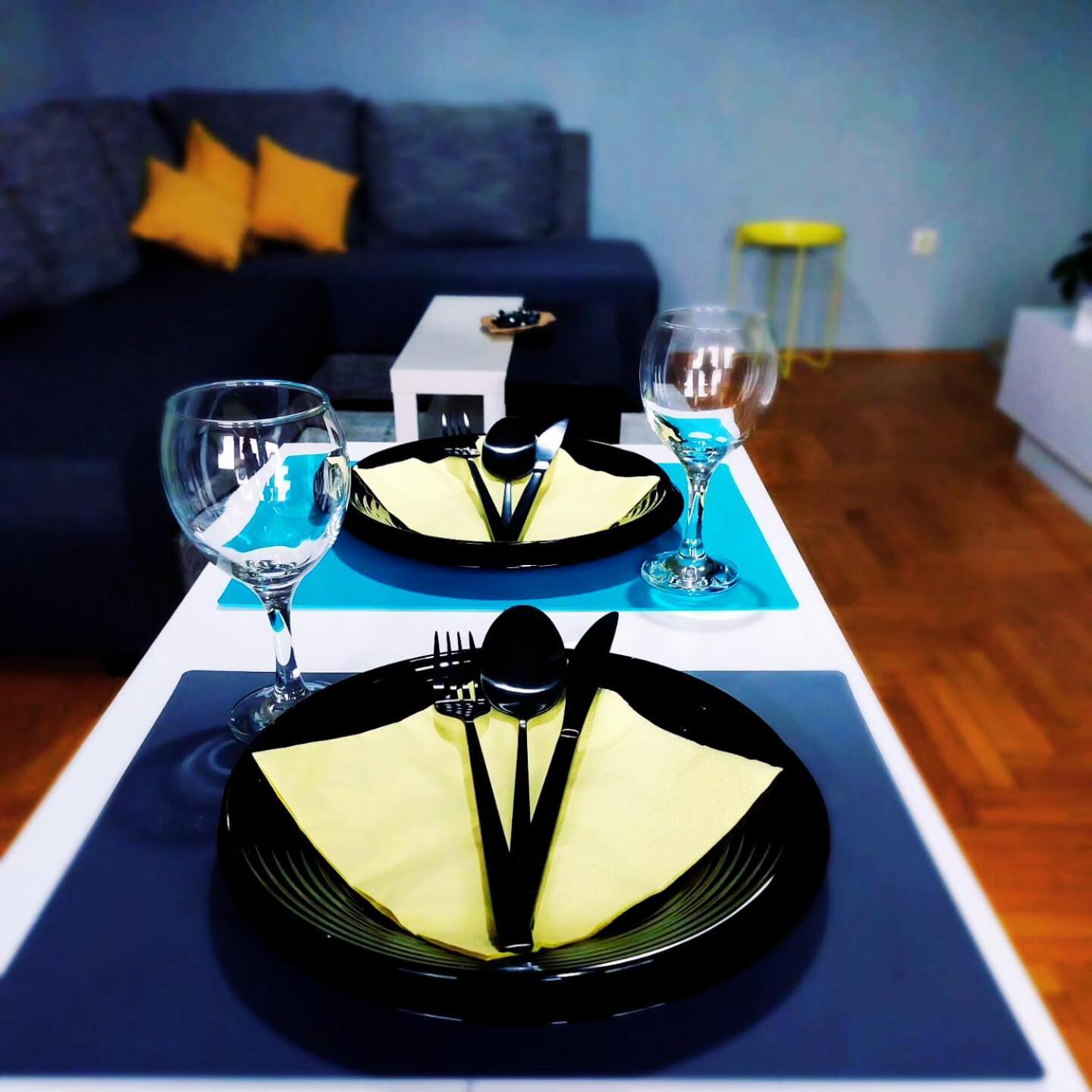 Xo Apartman Sremska Mitrovica Ngoại thất bức ảnh